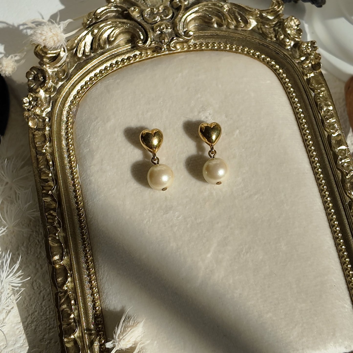 AVON Ice Cream Date Dangles