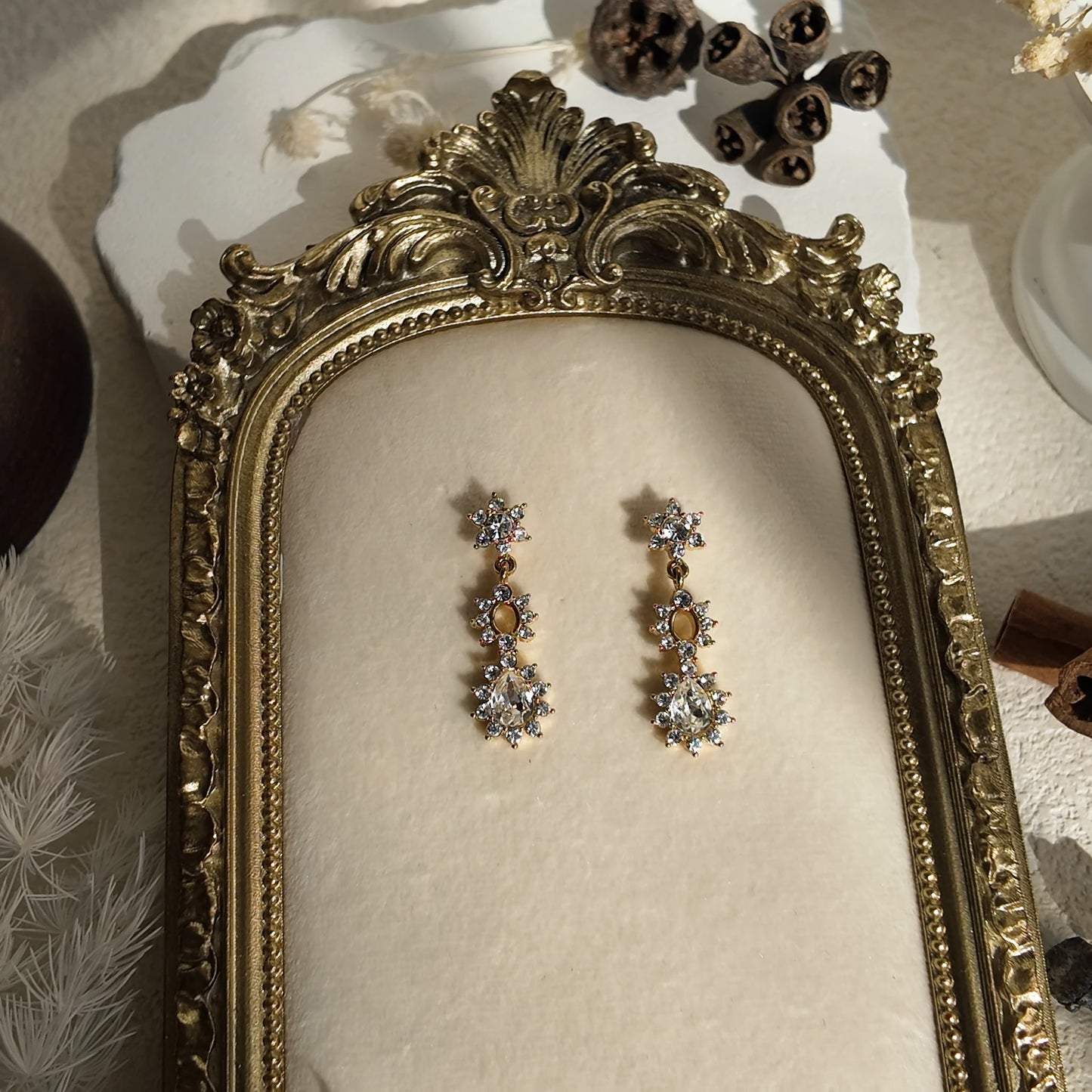 Monet Graceful Guest Dangles