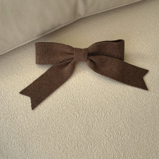 The Campus Poet Tweed Bow