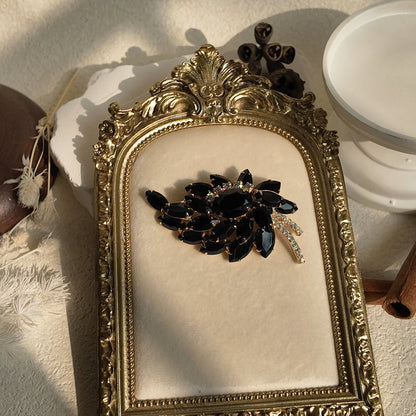 Juliana "Black Swan" Statement Brooch