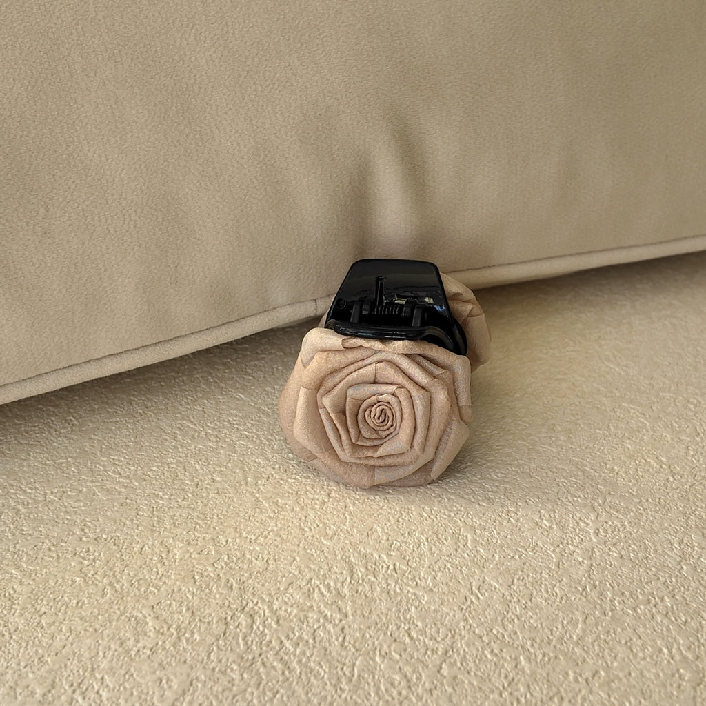 The Last Rose of Autumn Claw Clip