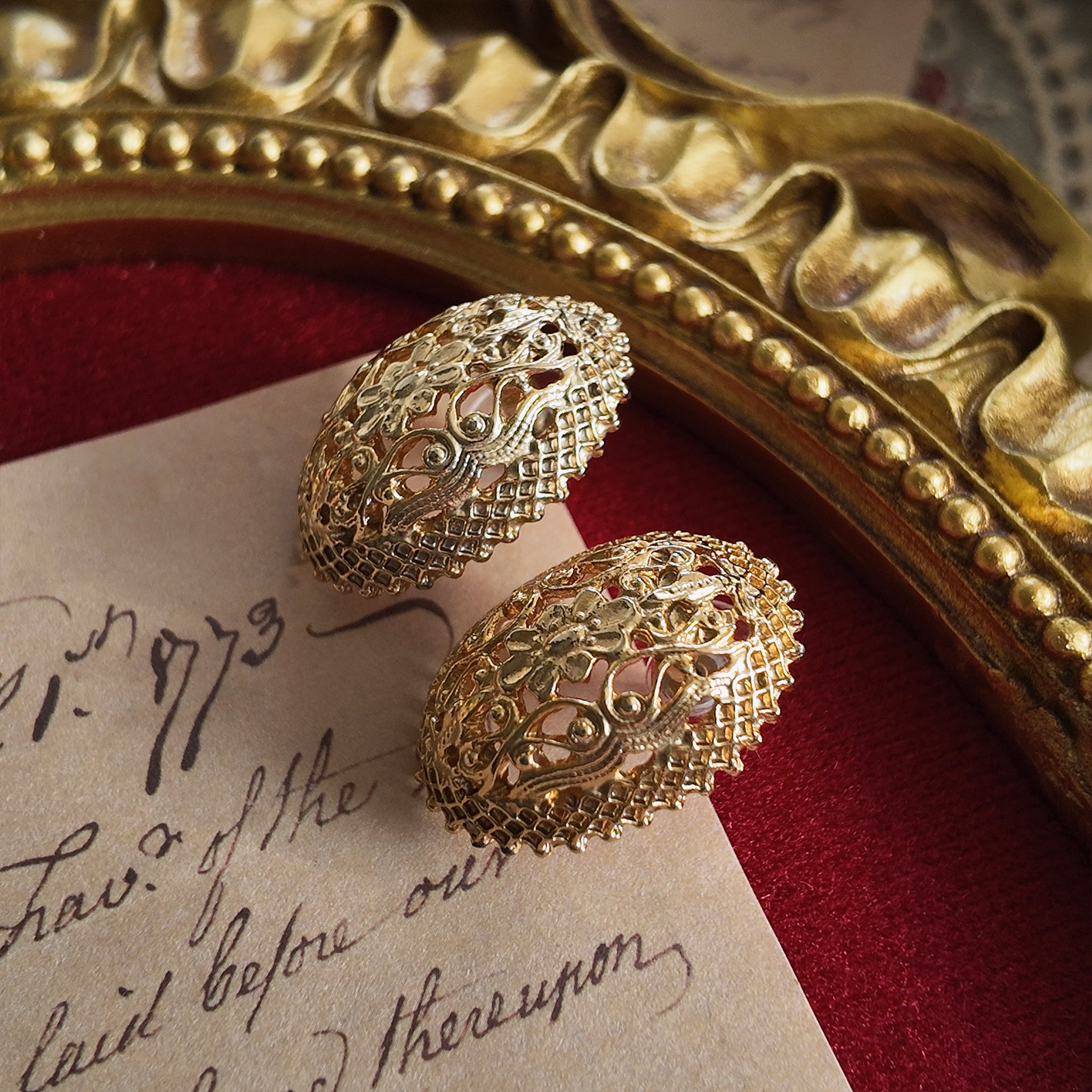 Maiden's Shield Studs