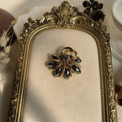 Hollycraft "Sahara Citadel" Brooch