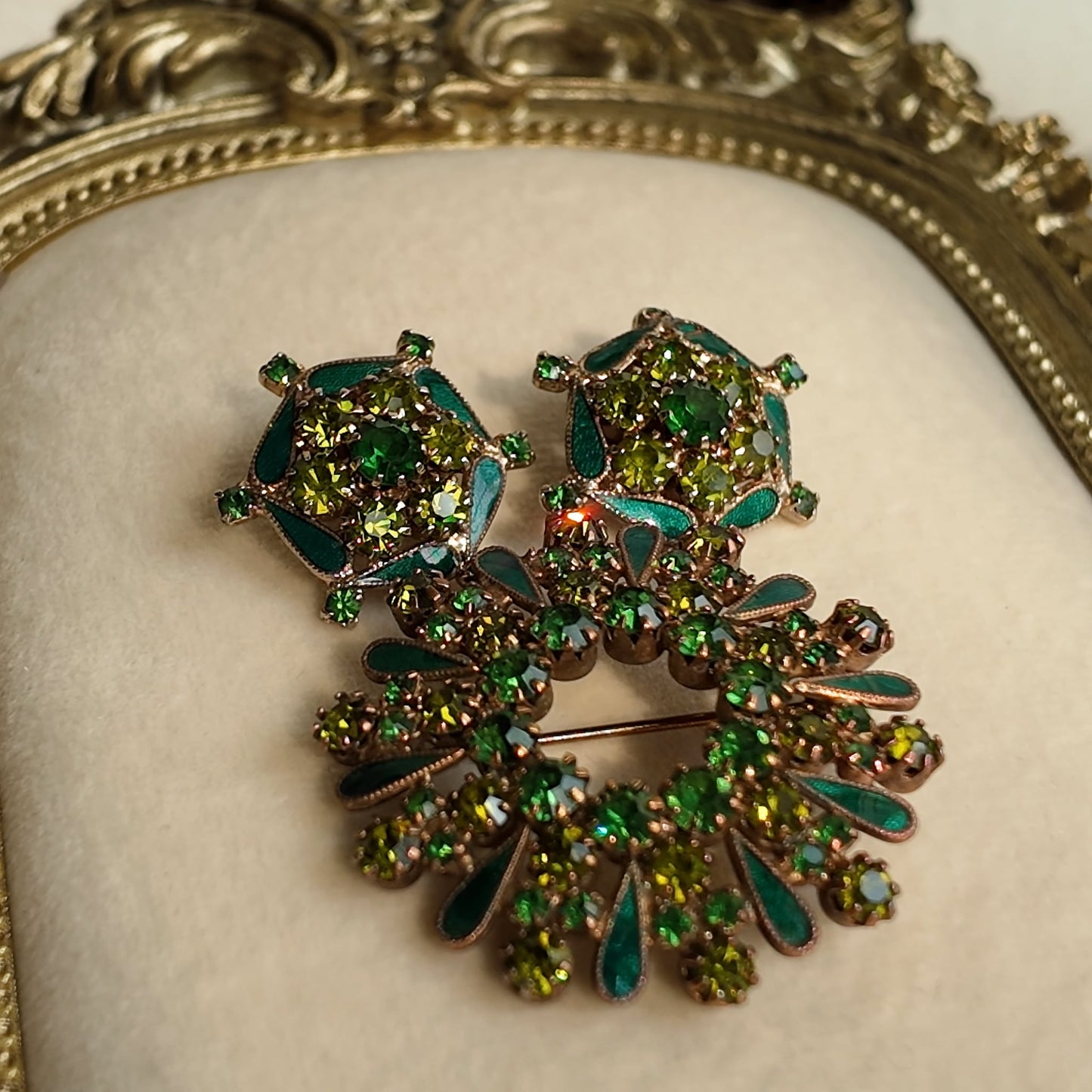 Weiss "The Oasis Firework" Jewelry Set