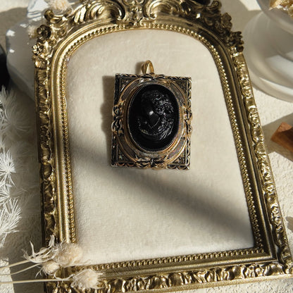 Coro Patented "Hearthside" Cameo Brooch