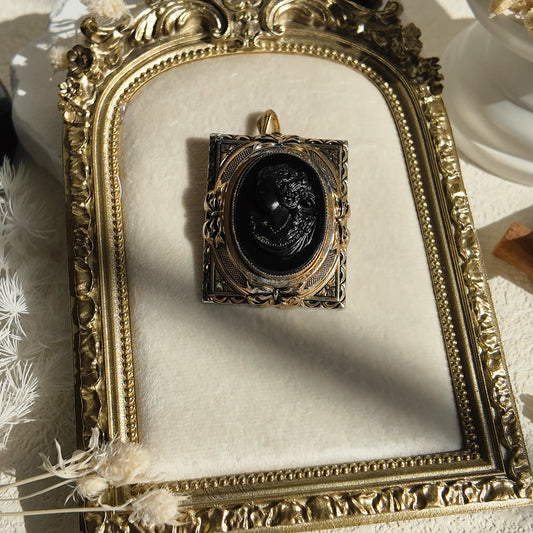 Coro Patented "Hearthside" Cameo Brooch