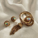 "Golden Fleece" Tassel Brooch Set - The Character Arc