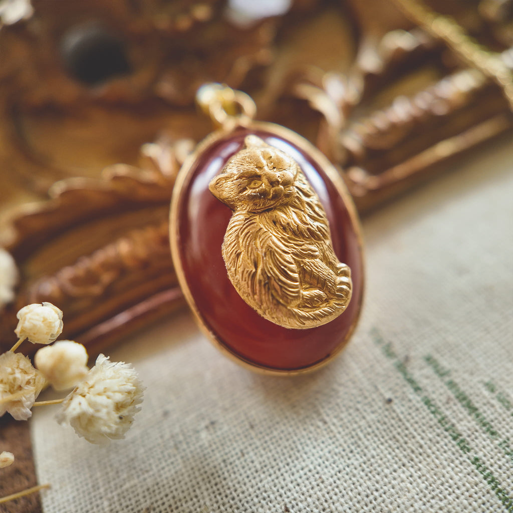 The Royal Feline Charm