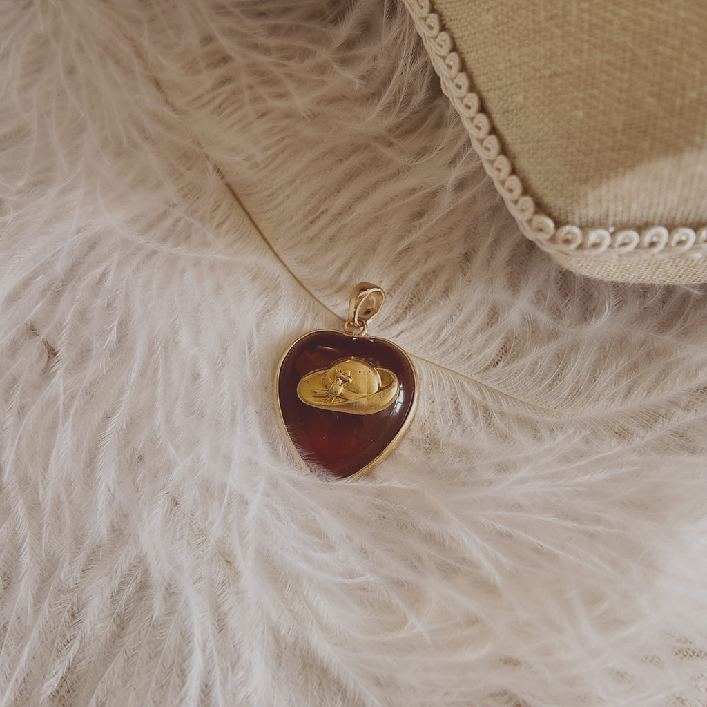 The Elegant Leisure Pendant