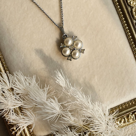 Sarah Coventry Knight's Vow Necklace