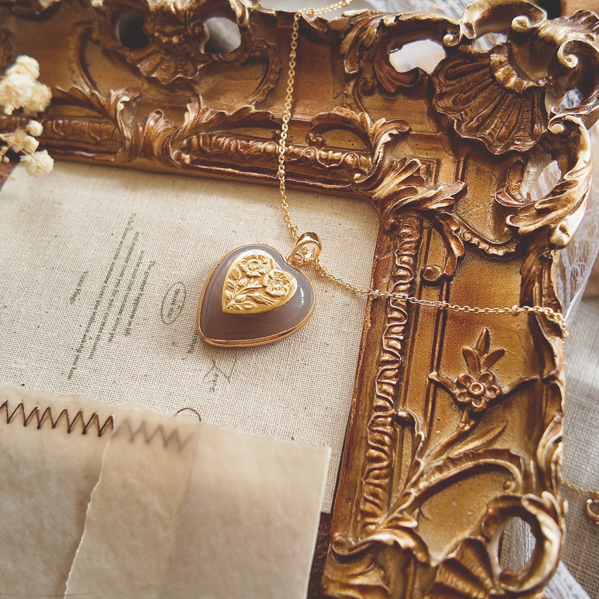 The Grey Garden Pendant