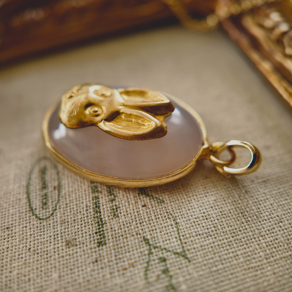 The Retro Icon Pendant