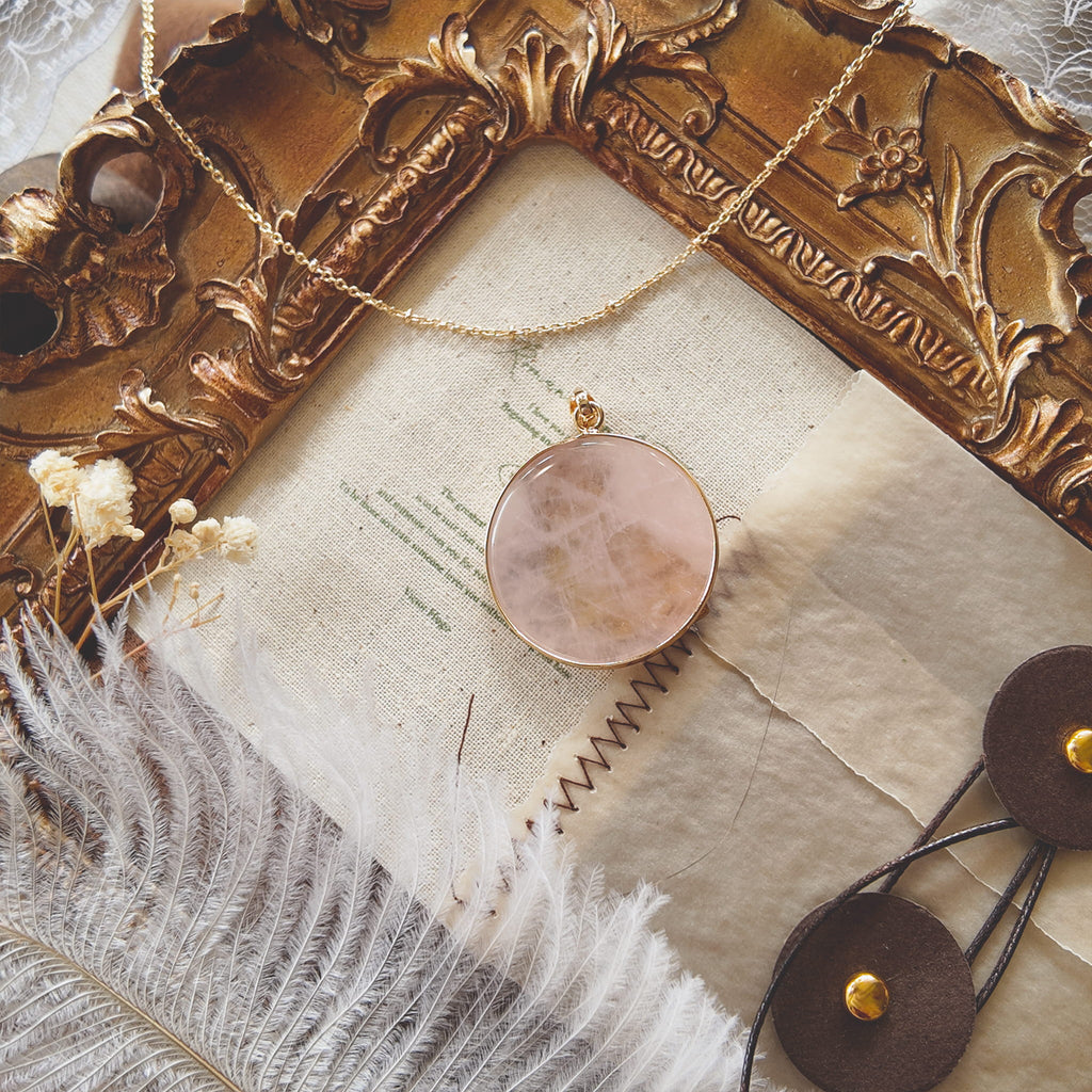 The Faithful Friend Charm