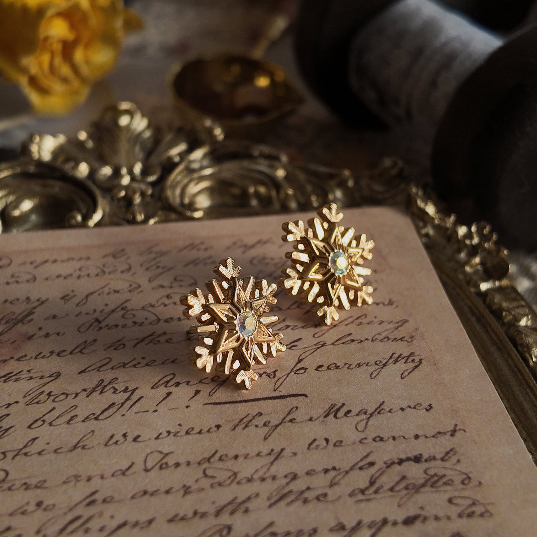 First Snowfall Studs