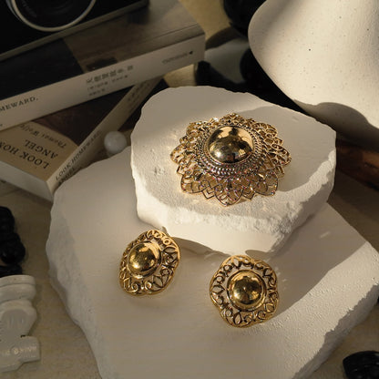 TRIFARI The "Lady's Hat" Brooch & Earring Set