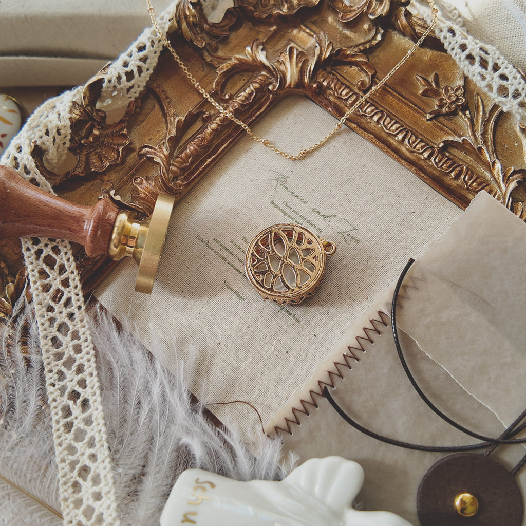 The Galactic Ursa Pendant