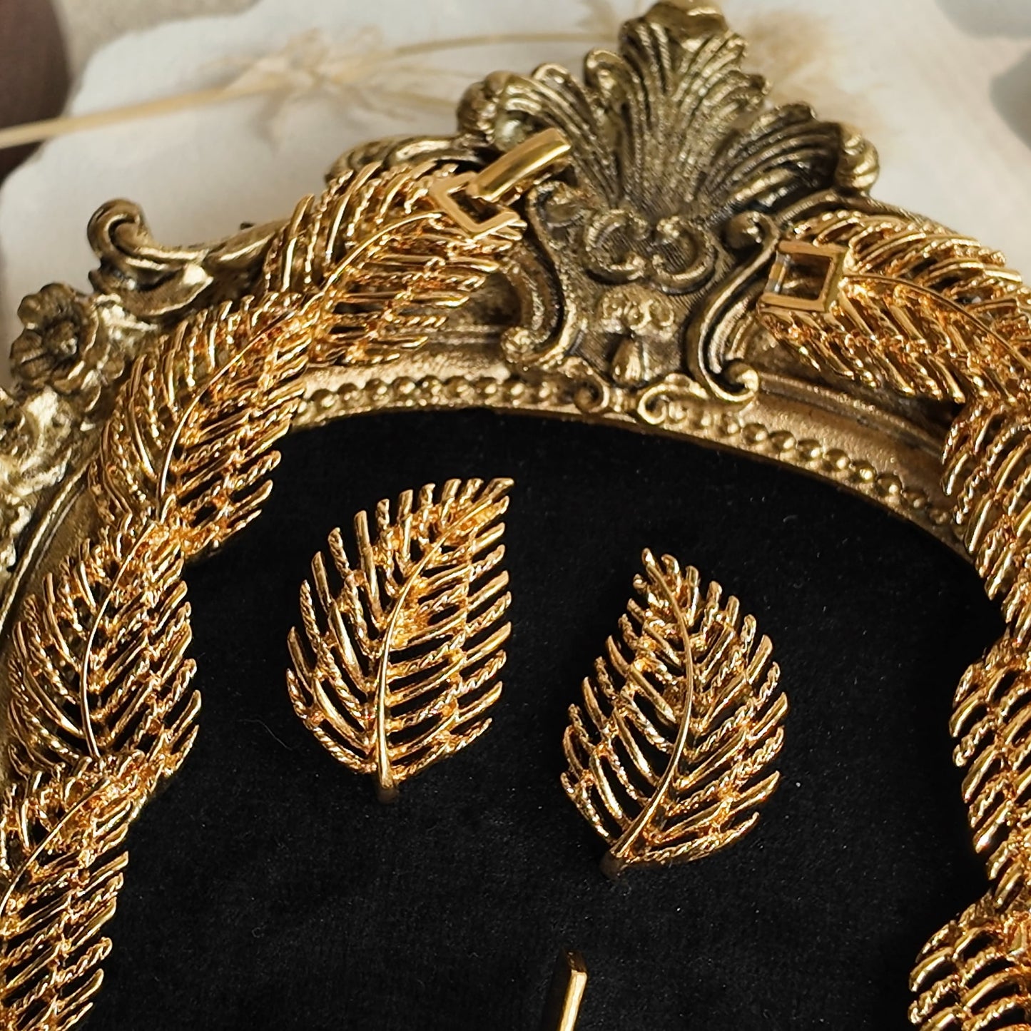 Napier Patented "Alchemy" Convertible Leaf Set