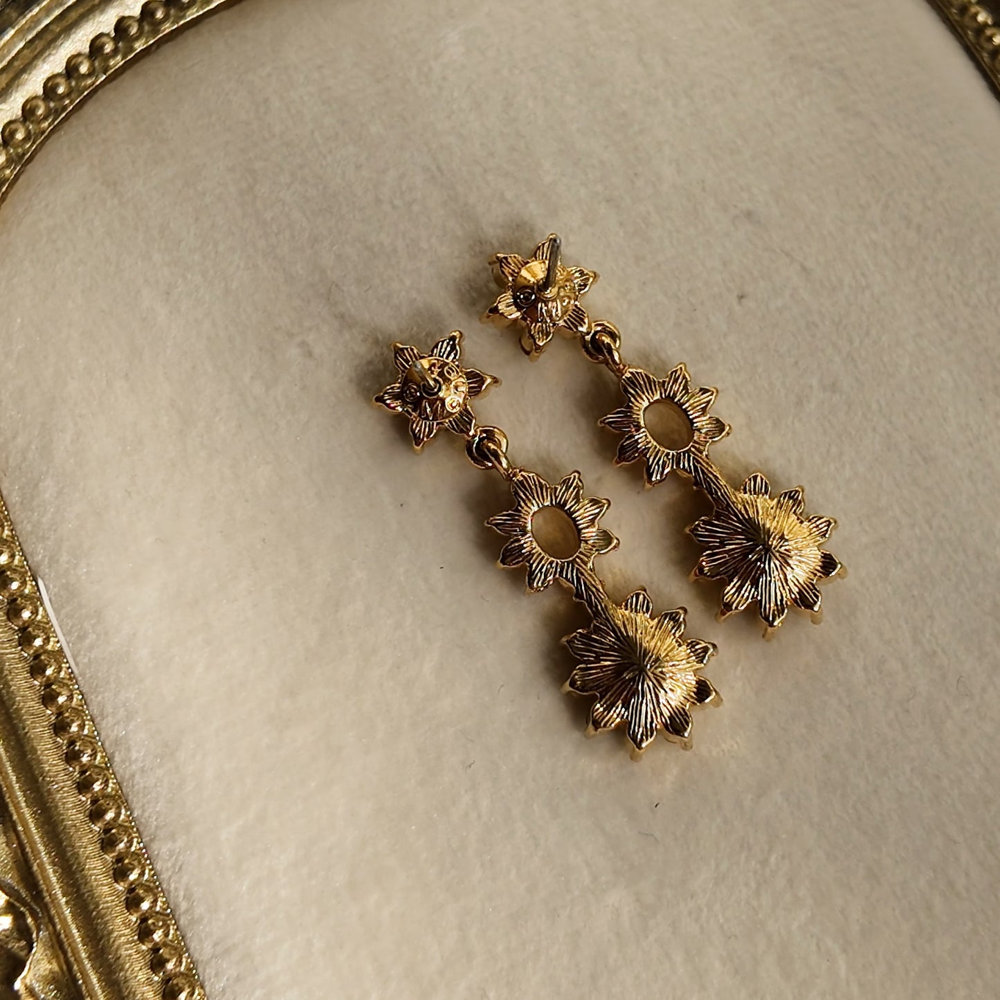 Monet Graceful Guest Dangles