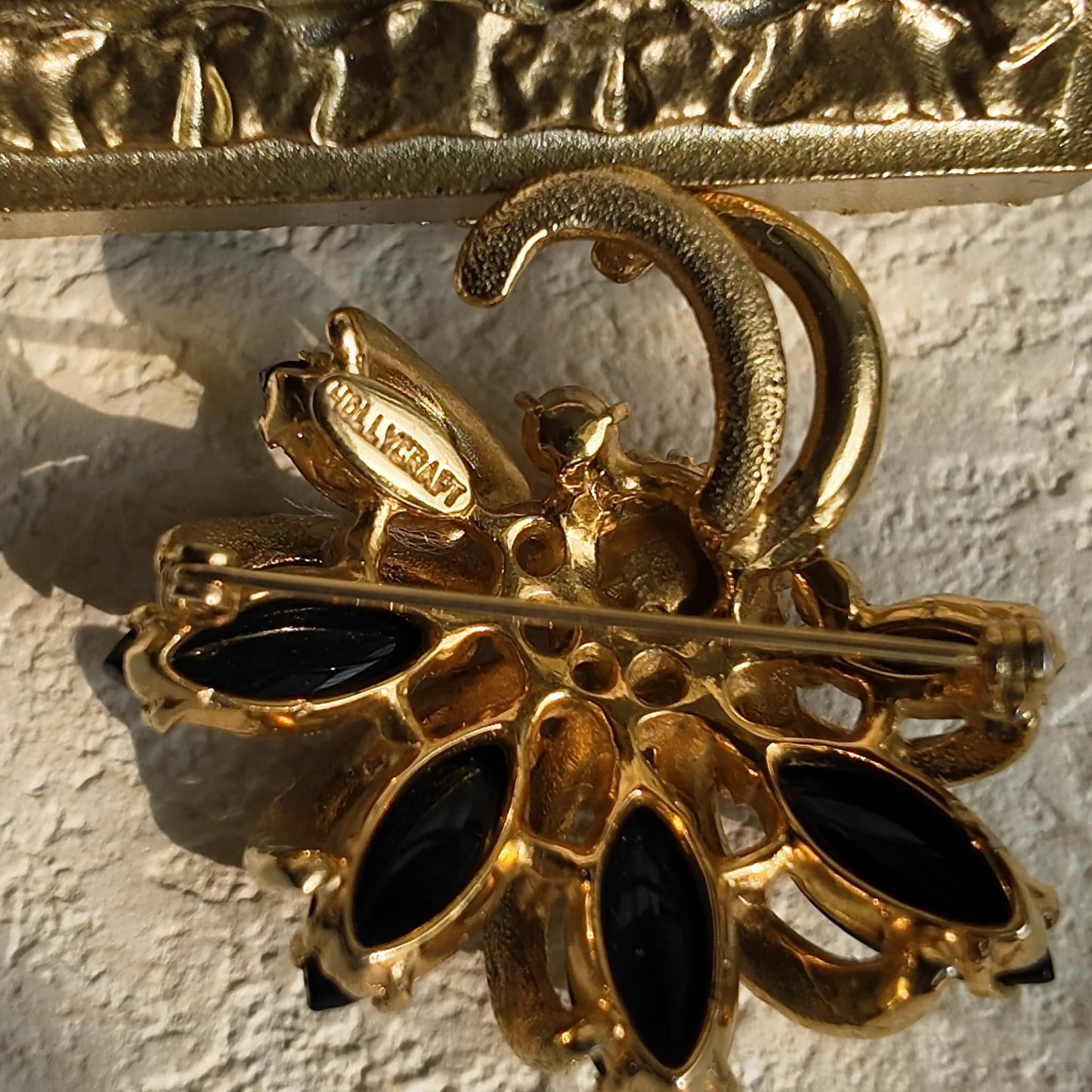 Hollycraft "Sahara Citadel" Brooch