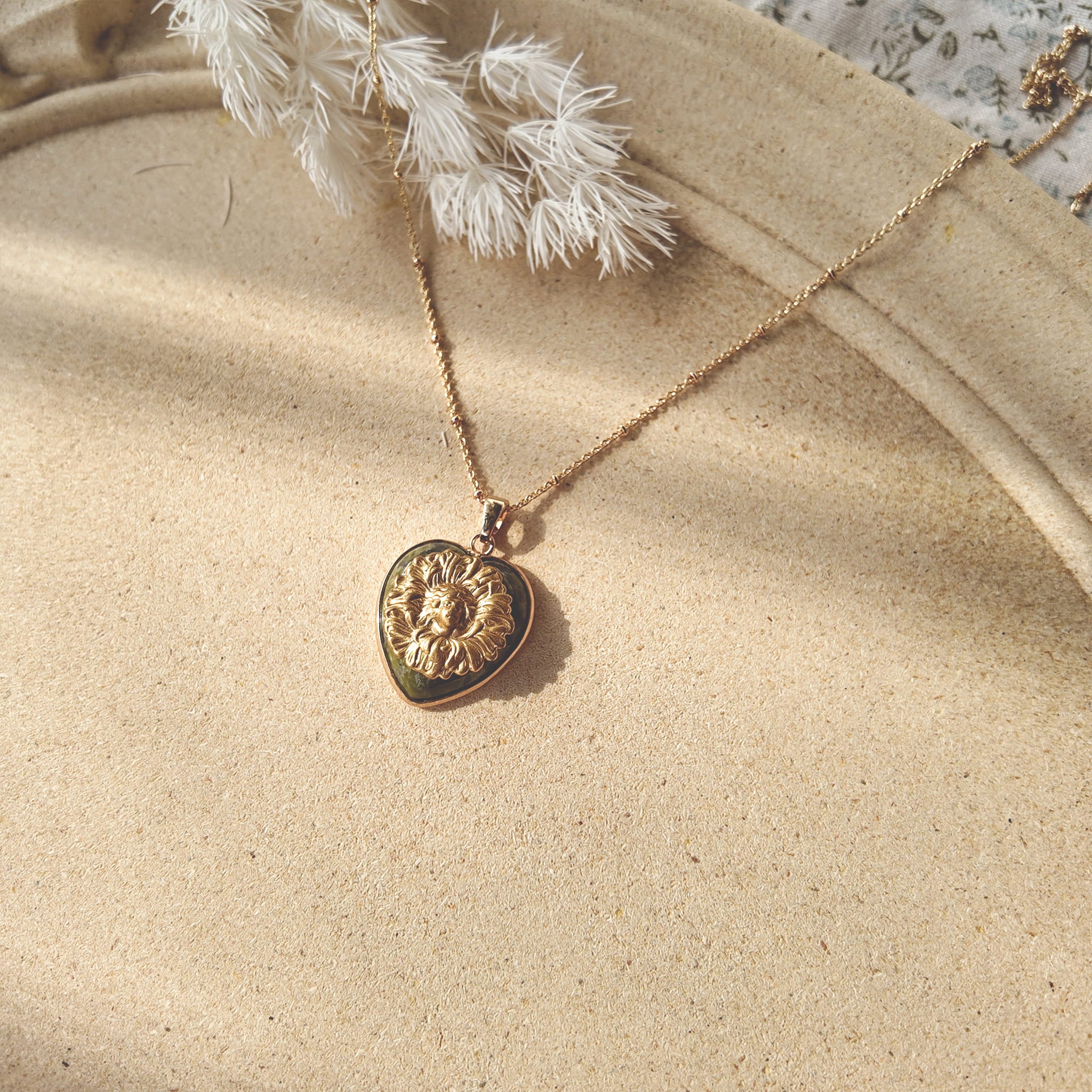 The Natural Artistry Pendant