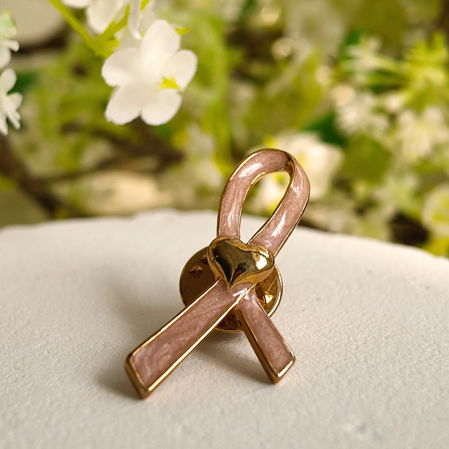 AVON Courage Ribbon Brooch