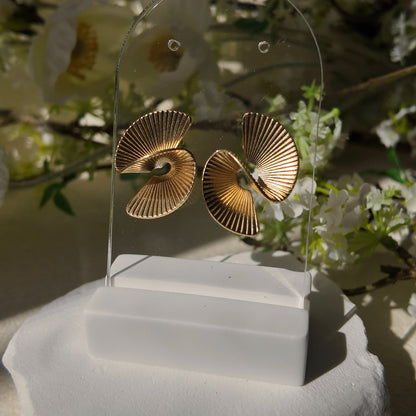 AVON Unstoppable Force