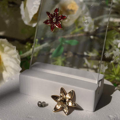 AVON Poinsettia Studs
