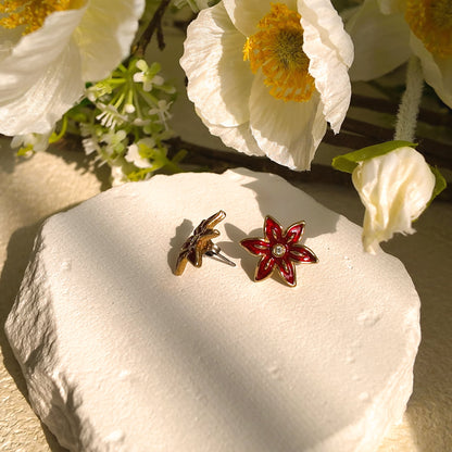 AVON Poinsettia Studs