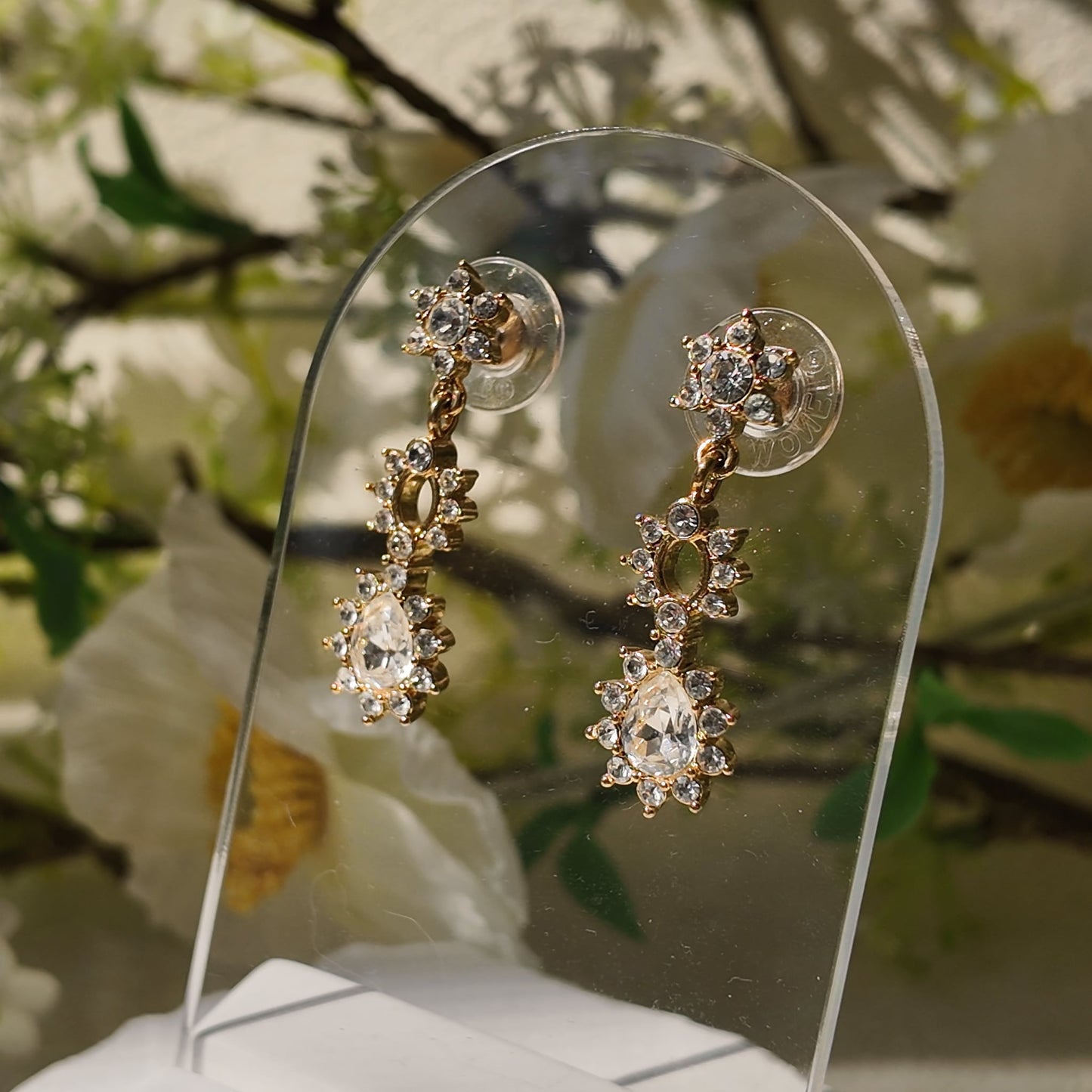 Monet Graceful Guest Dangles