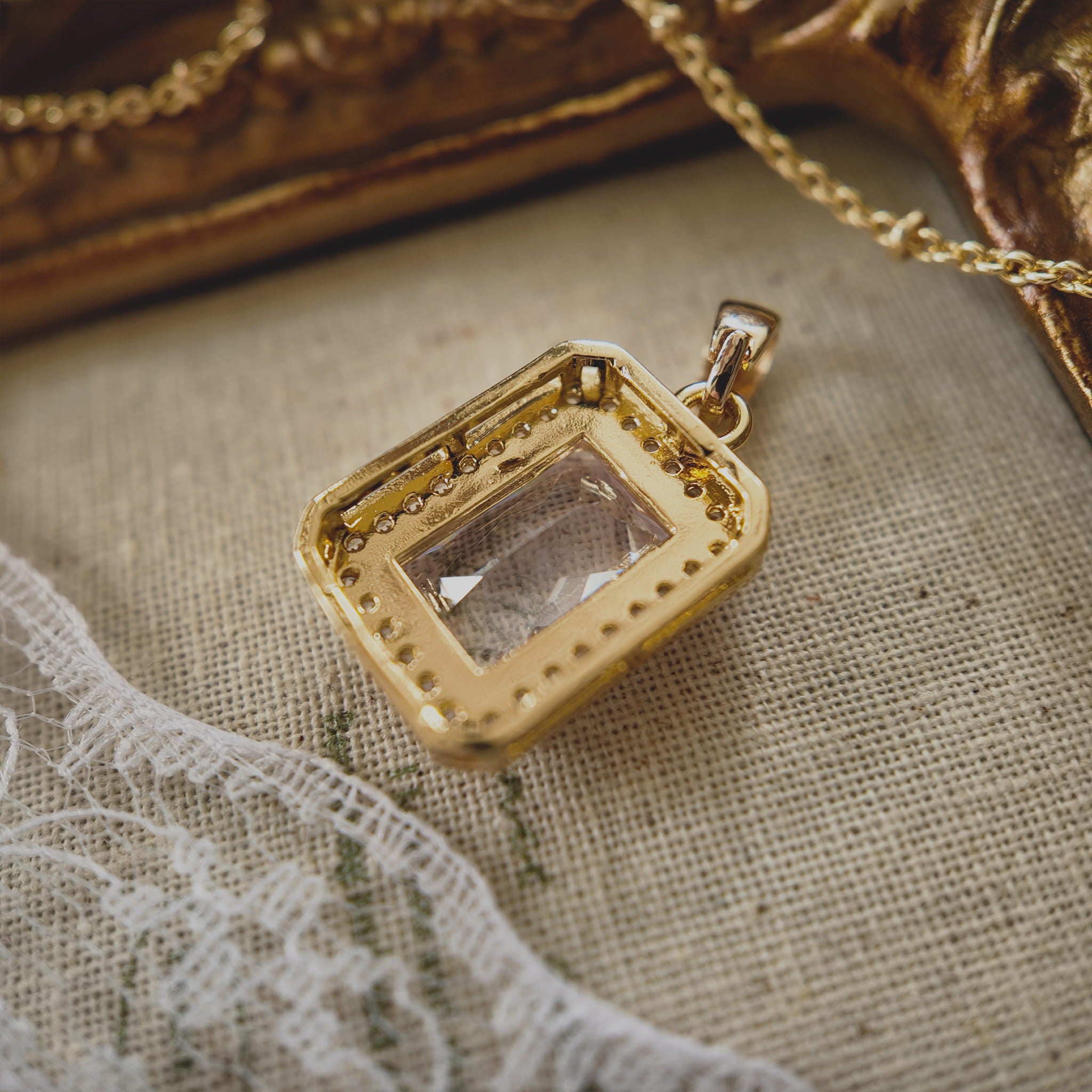 The Royal Mirror Pendant