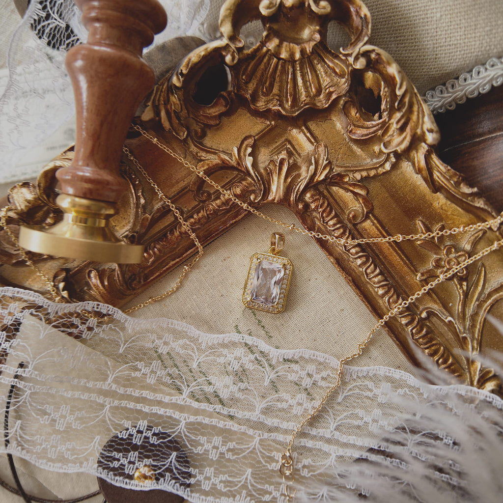 The Royal Mirror Pendant