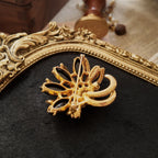 A gold geometric brooch, Edwardian style design, a unique piece, a true vintage jewelry item.