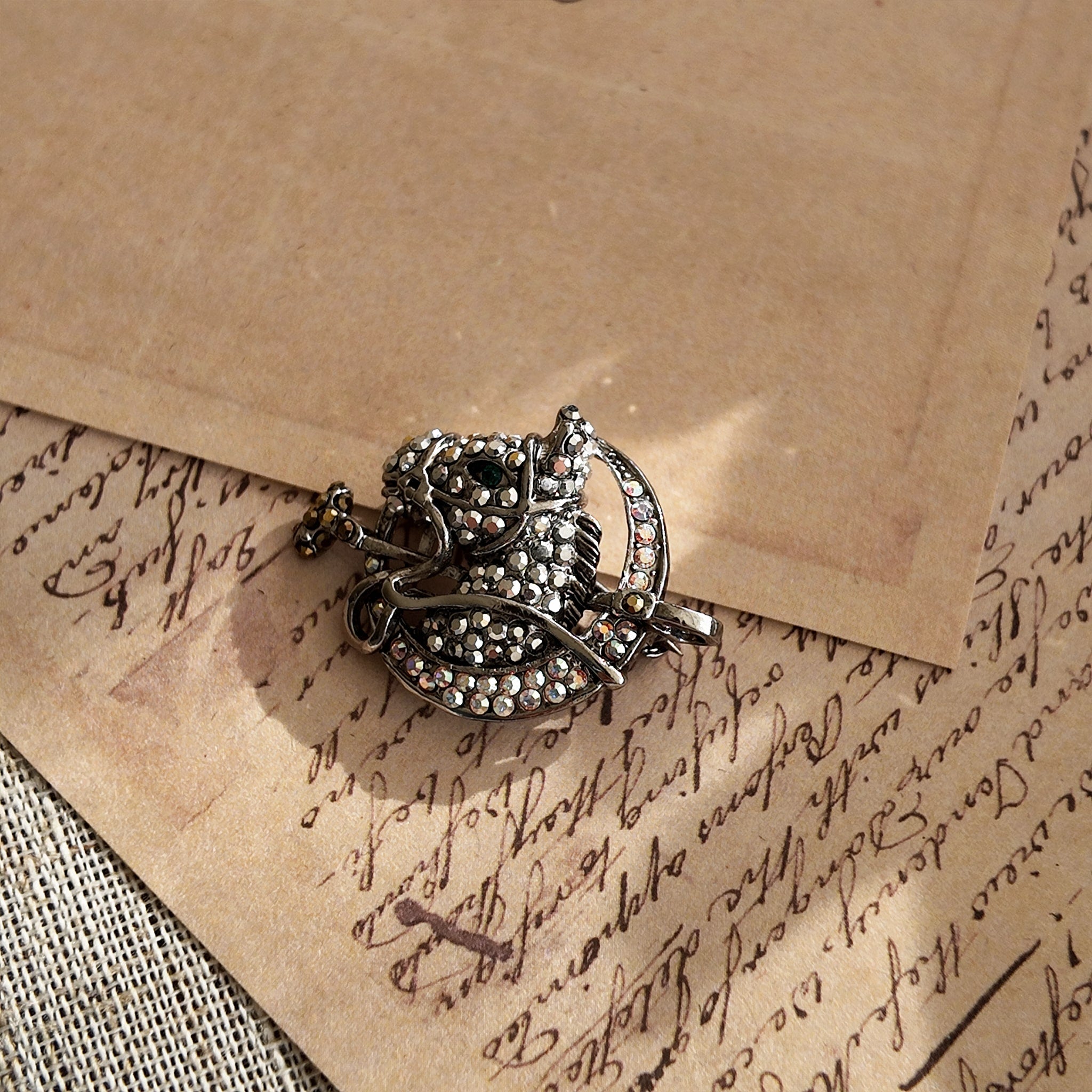 Fully diamond brooch, polo theme, vintage quality.