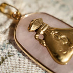 Gold pirate money bag pendant jewelry, retro and sweet, a fun pendant jewelry.