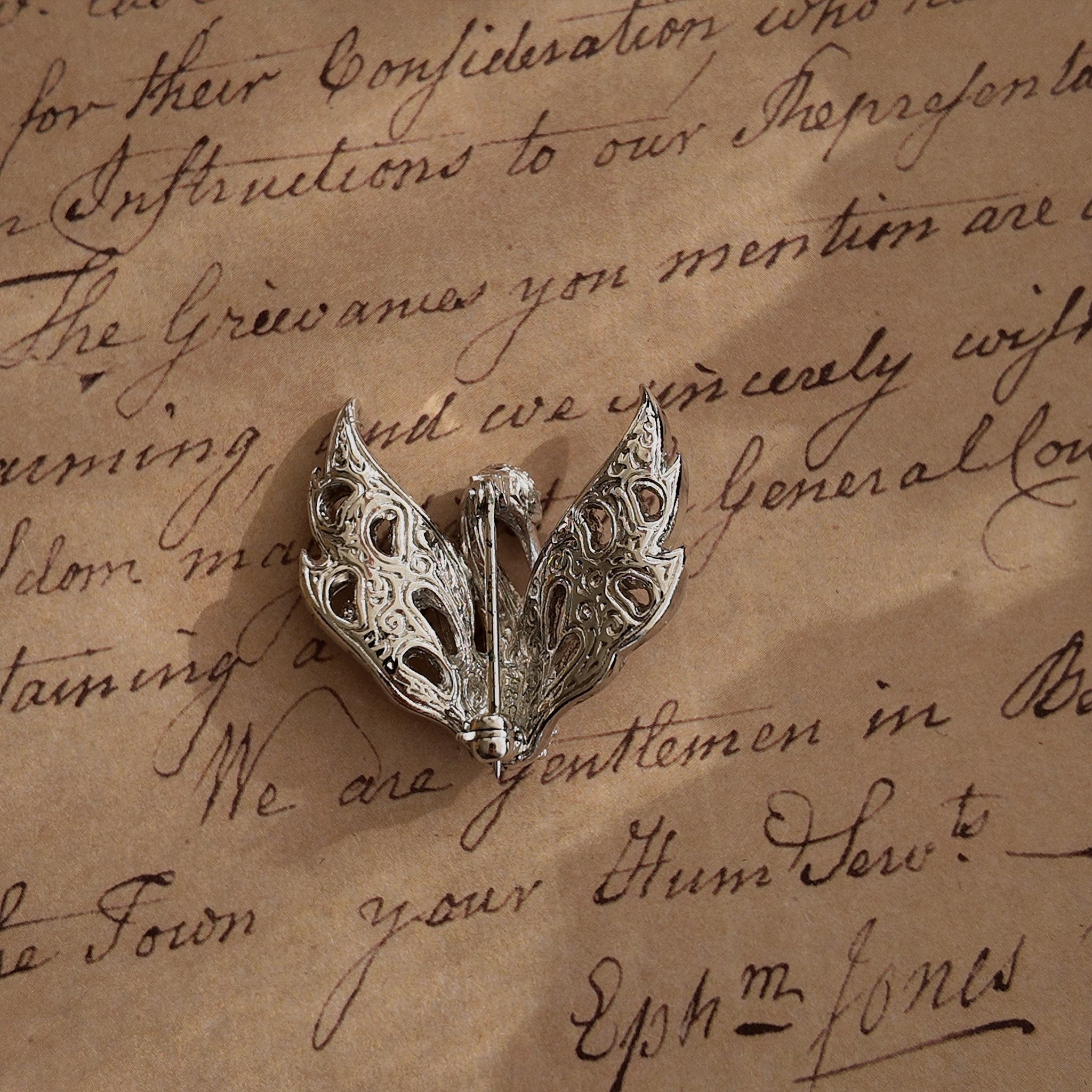 Attwood Sawyer Swan Brooch, fully diamond-encrusted front, fine jewelry, vintage collectible.