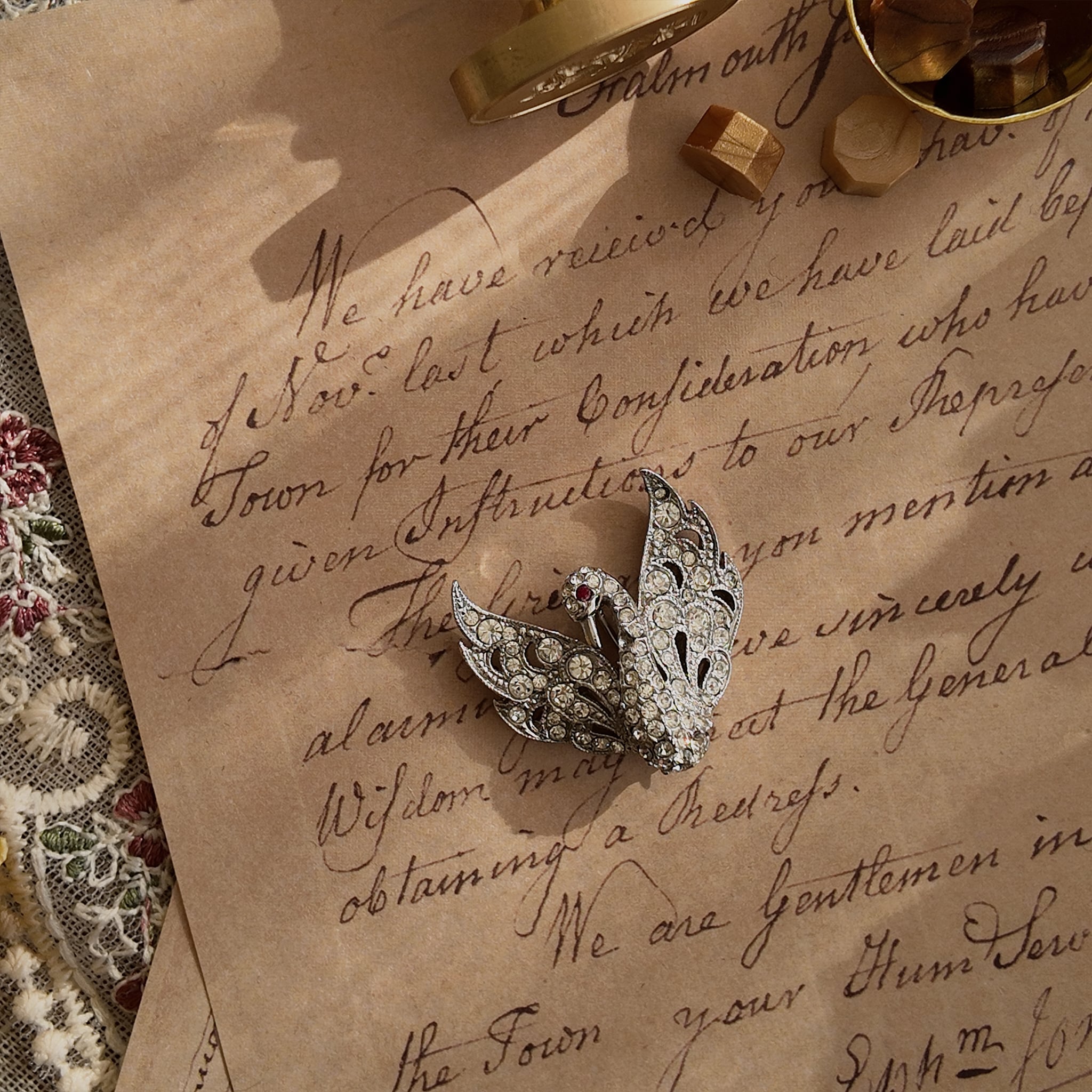 Animal brooch, from the 1960s. Elegant swan design.